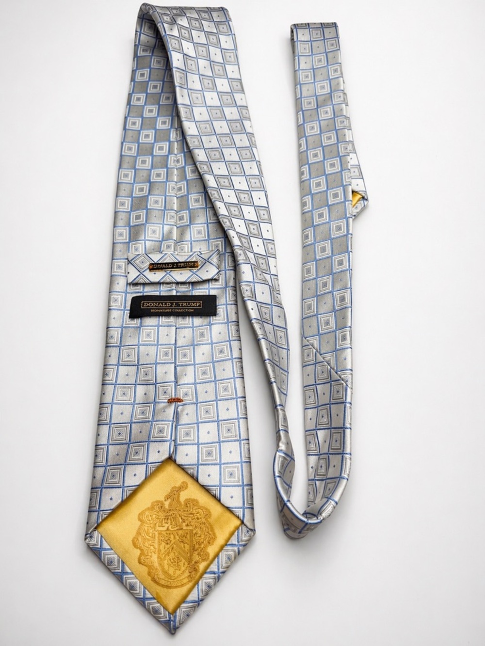 Donald J Trump Signature Collection Silk Tie Blue Geometric Power Tie - Picture 5 of 5